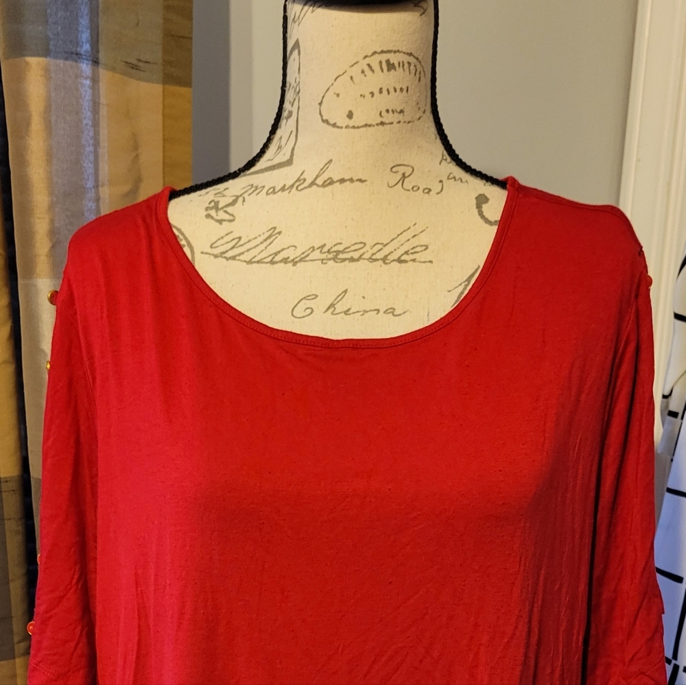 Red Short-Sleeve Top